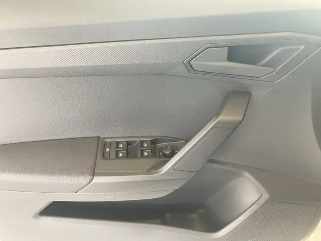 Seat Ibiza view 9