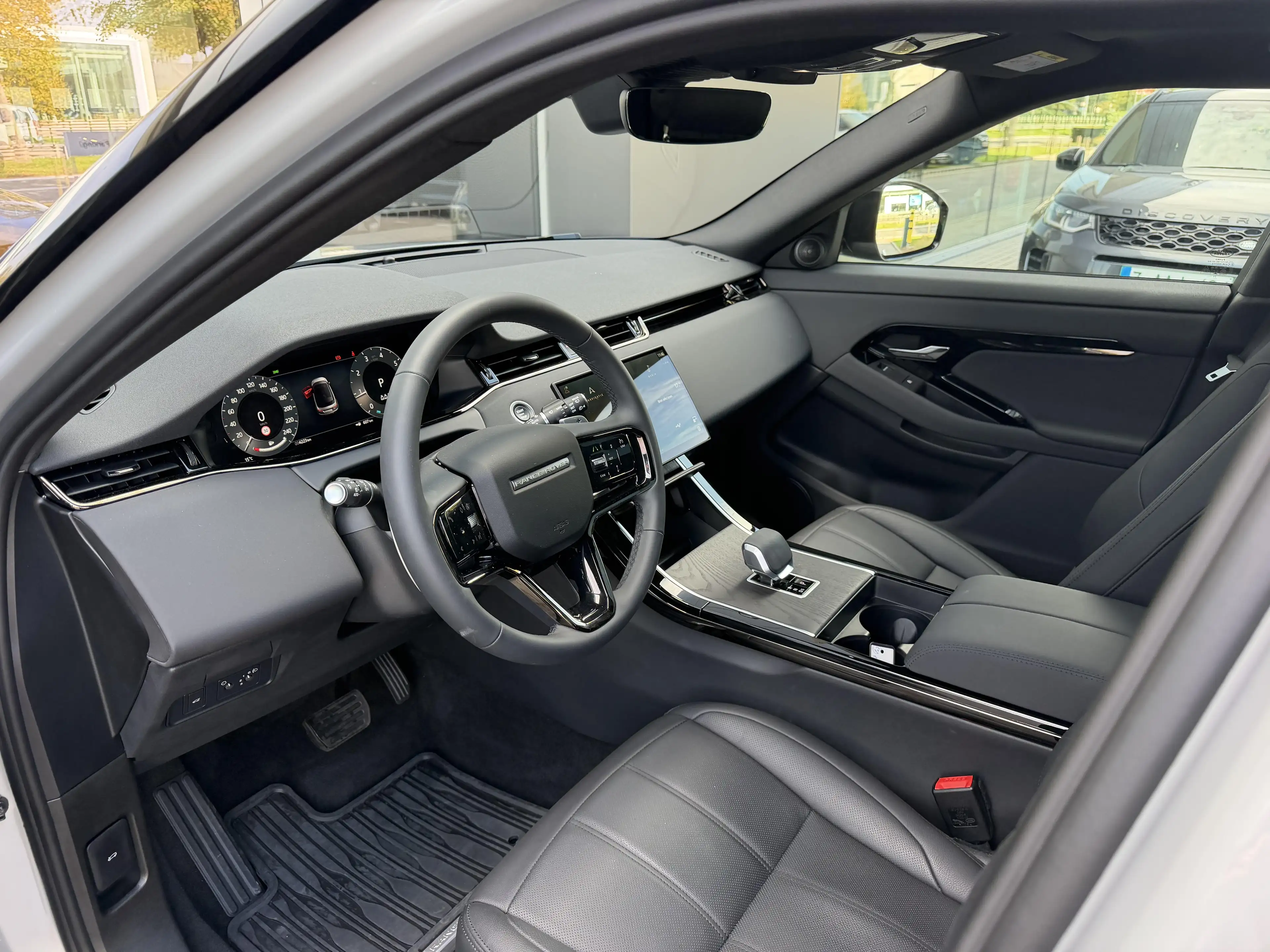 Land Rover Range Rover Evoque P160 S FWD Auto. 26.5MY — photo 6