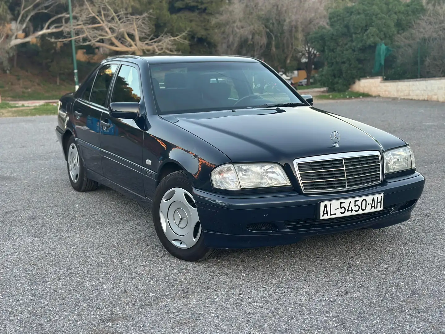 Mercedes-Benz C 180 C 180 Elegance Elegance Azul - 1