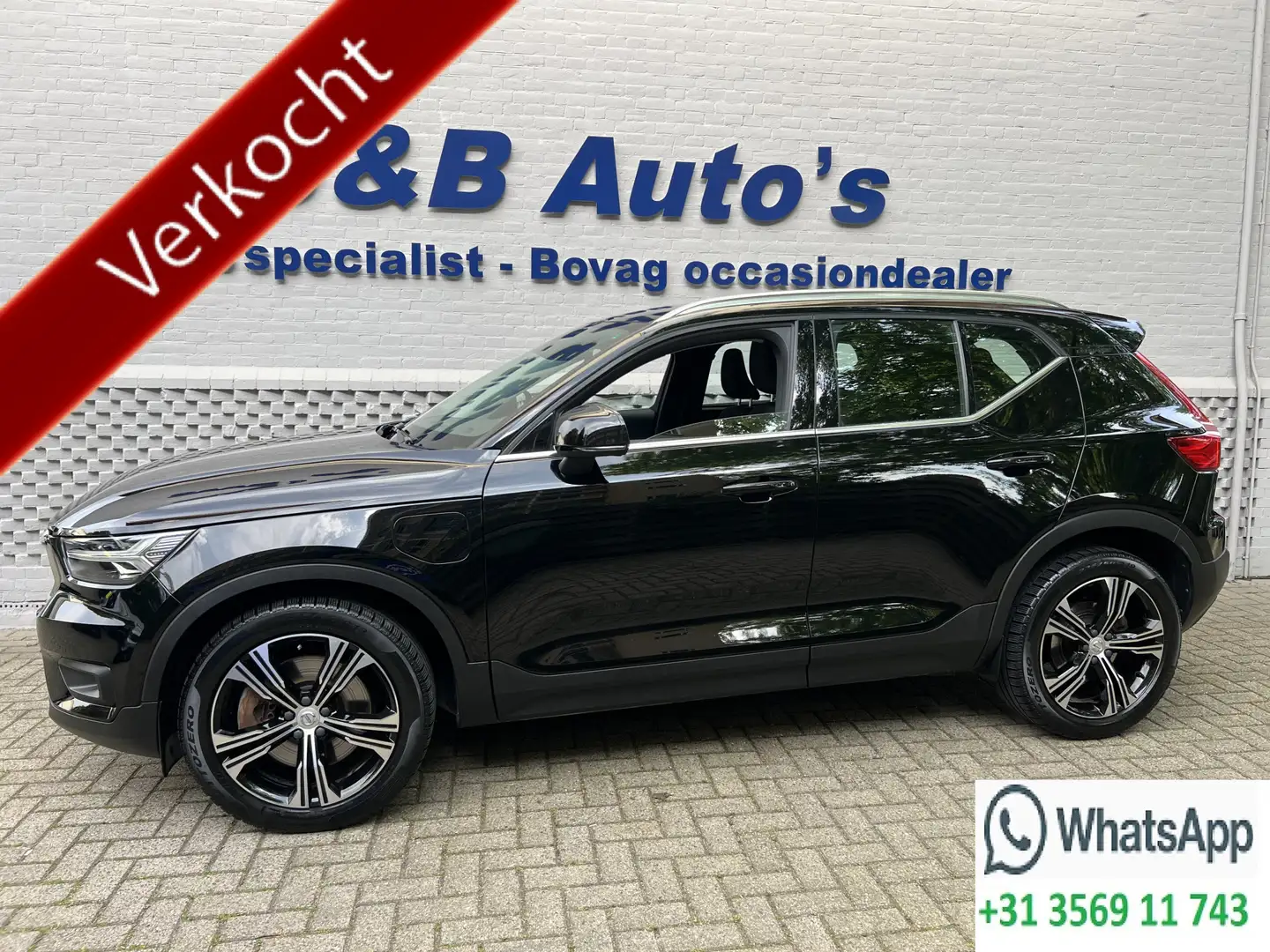 Volvo XC40 1.5 T5 Recharge BLIS Navigatie Achteruitrijcamera Zwart - 1