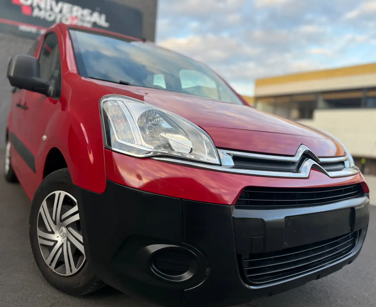 Citroen Berlingo MULTISPACE 1.6i 16V 100CH -201.953 Kms - GAR 1AN Rood - 2