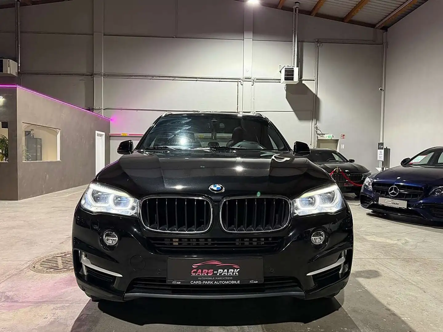 BMW X5 xDrive 30 d *PANORAMA* Schwarz - 2