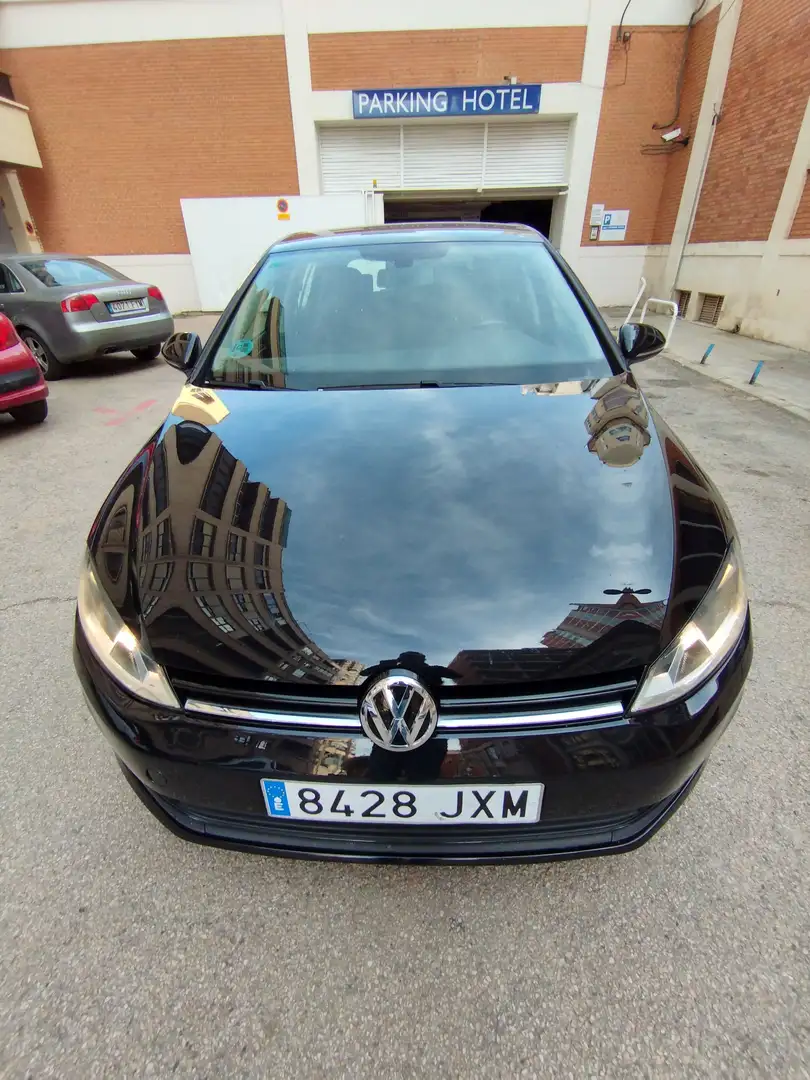 Volkswagen Golf 1.6TDI CR BMT Bluemotion 110 Negro - 1