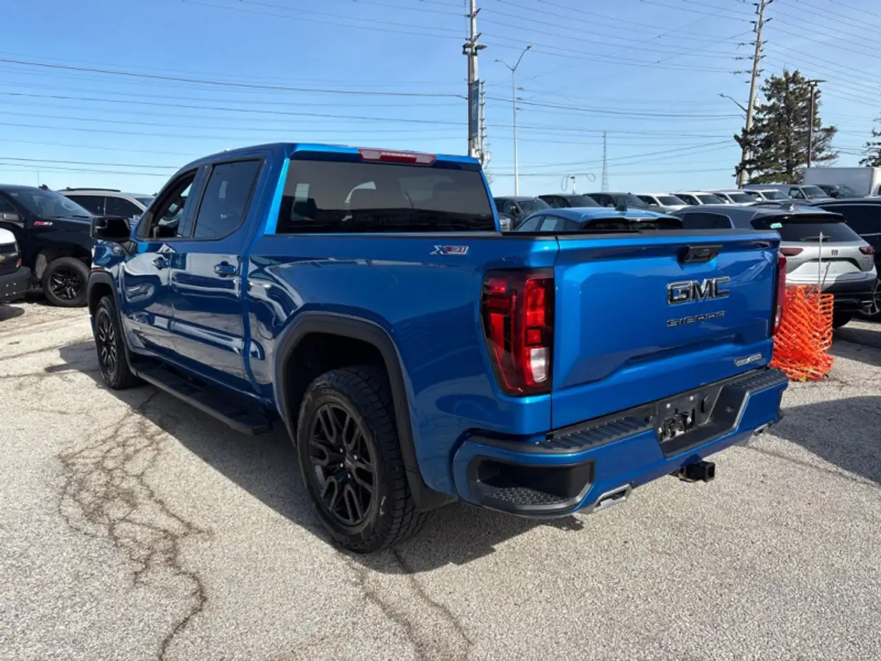 GMC Sierra 1500 снимка GMC Sierra 1500