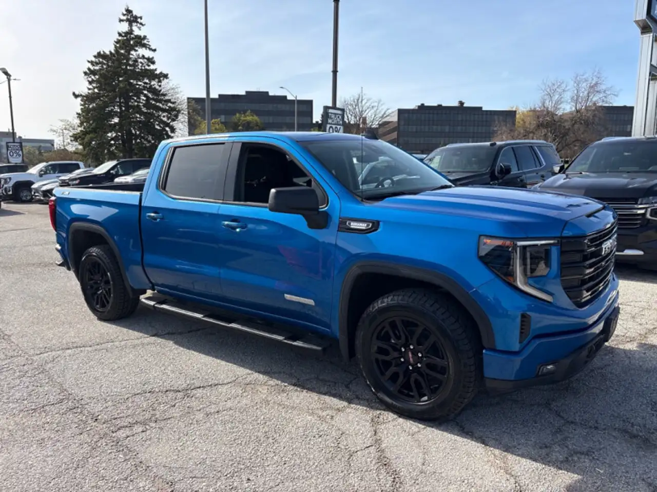 GMC Sierra 1500 снимка GMC Sierra 1500