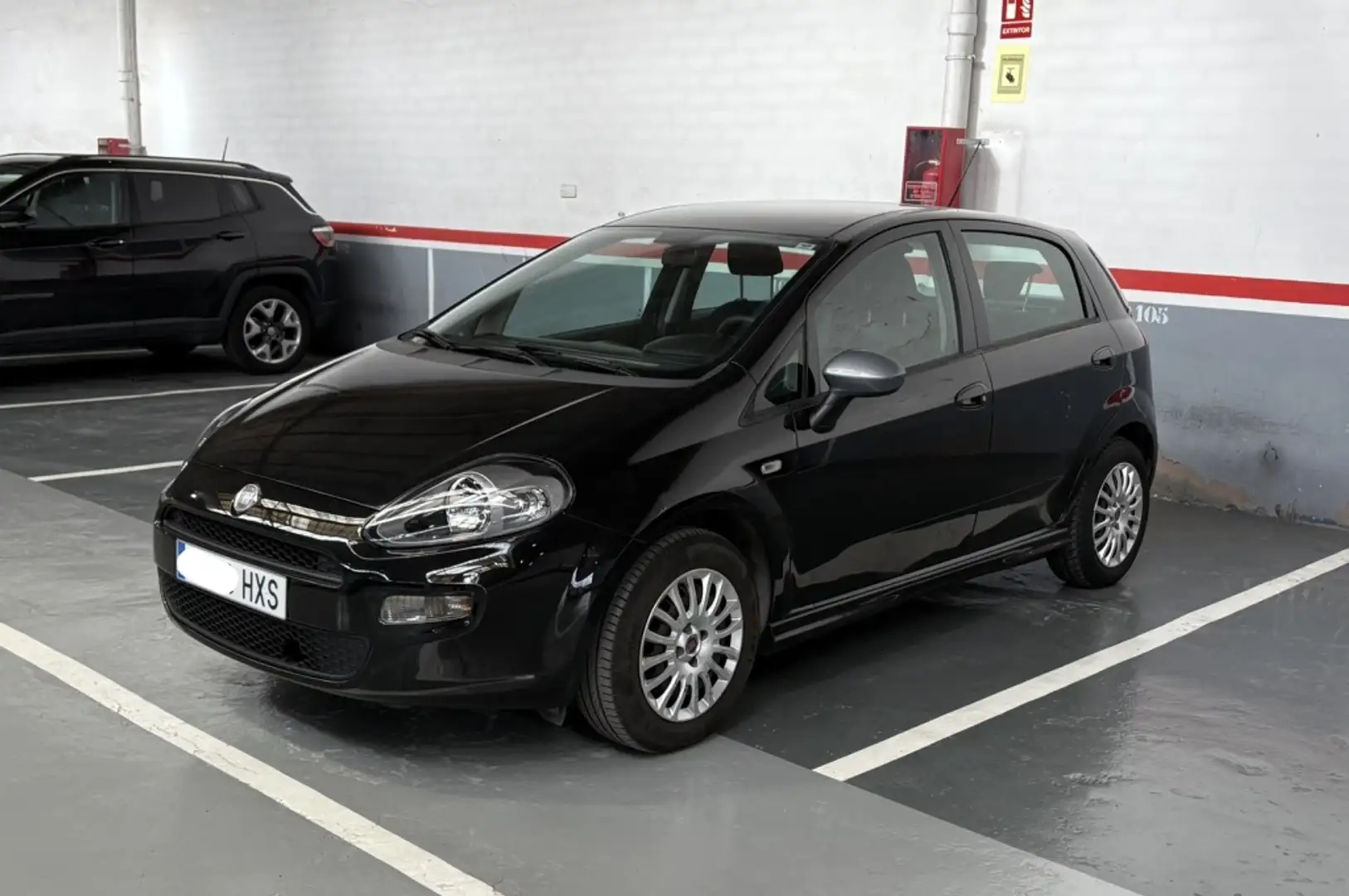 Fiat Punto 1.2 S&S Young 51kW E6 Negro - 2