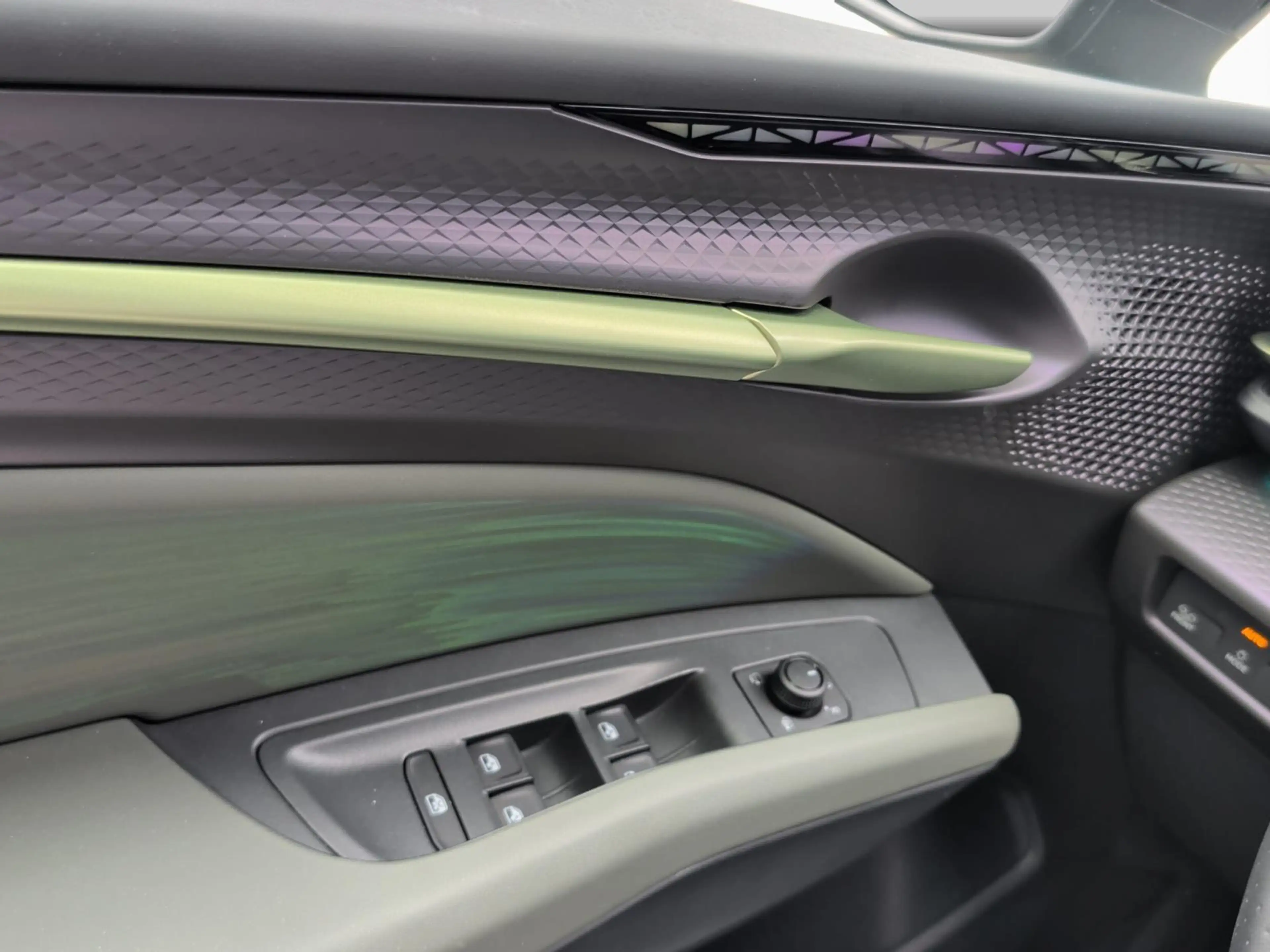 CUPRA Raval VZ — photo 15