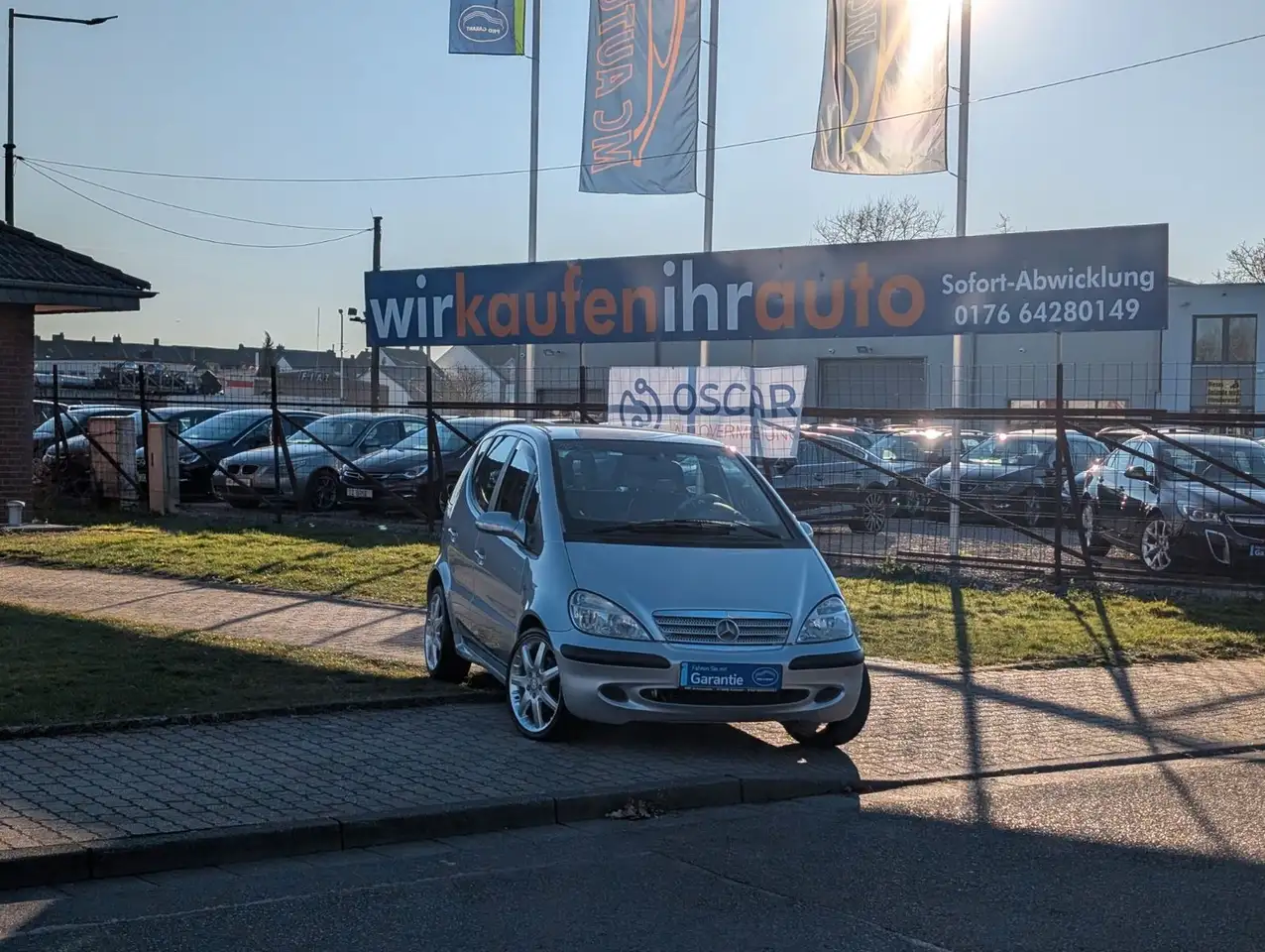 Mercedes-Benz A 210