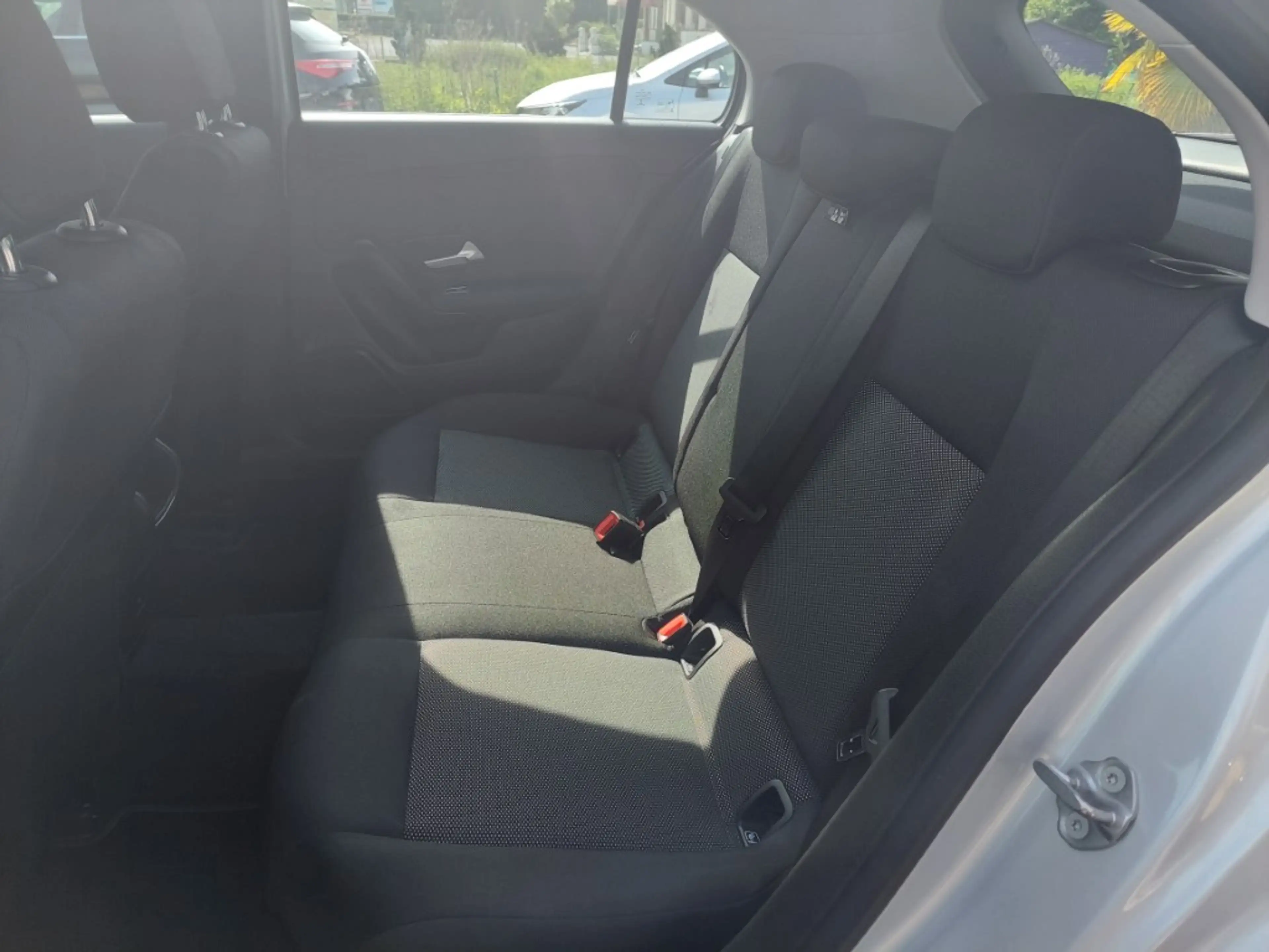 Mercedes-Benz A 250 A 250 e - Plugin Hybride - Business Line - trekhaak - camera — photo 12