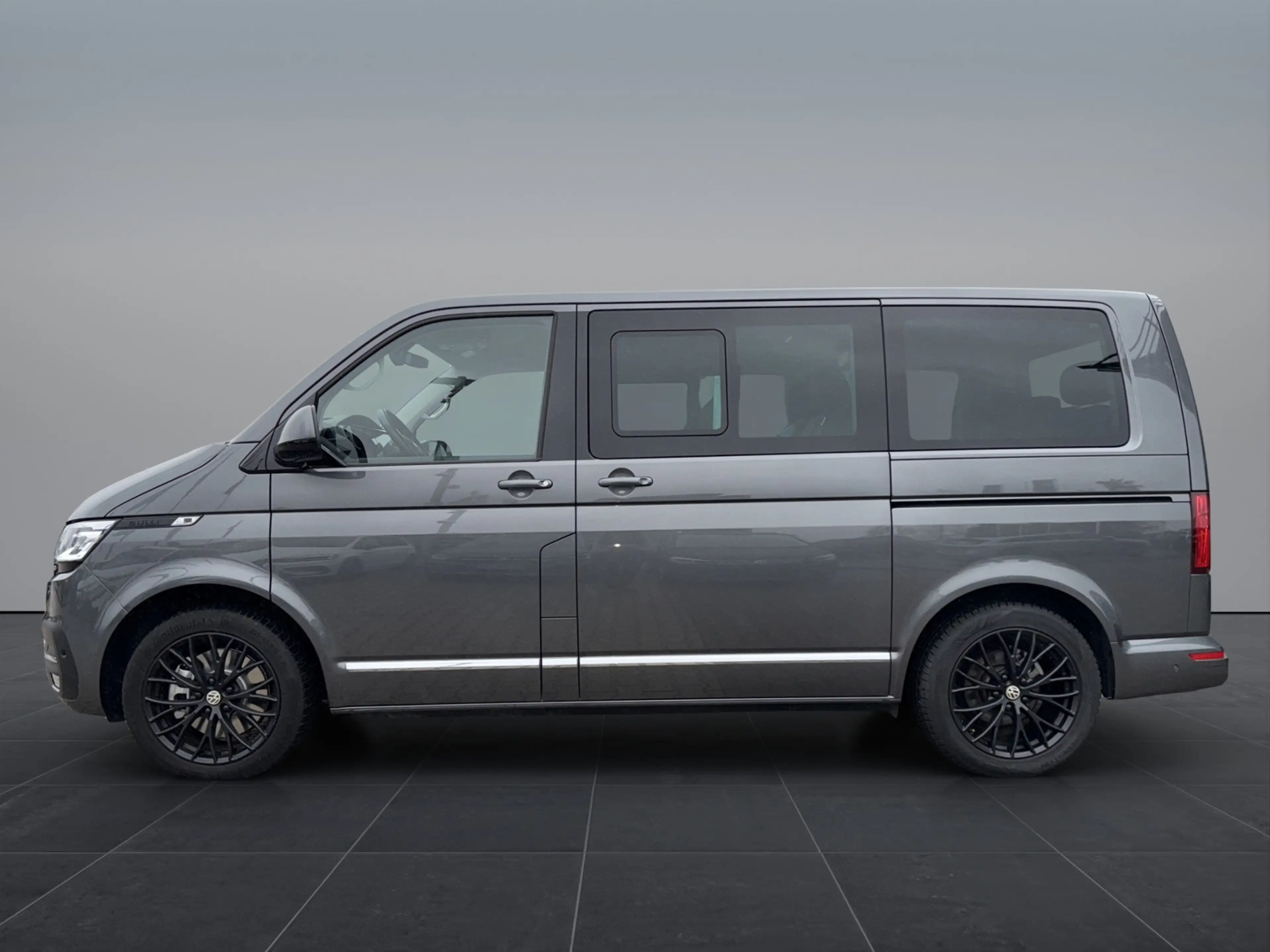 Volkswagen T6.1 Multivan Highline 2.0 TDI DSG, LED, Standheizug — photo 4