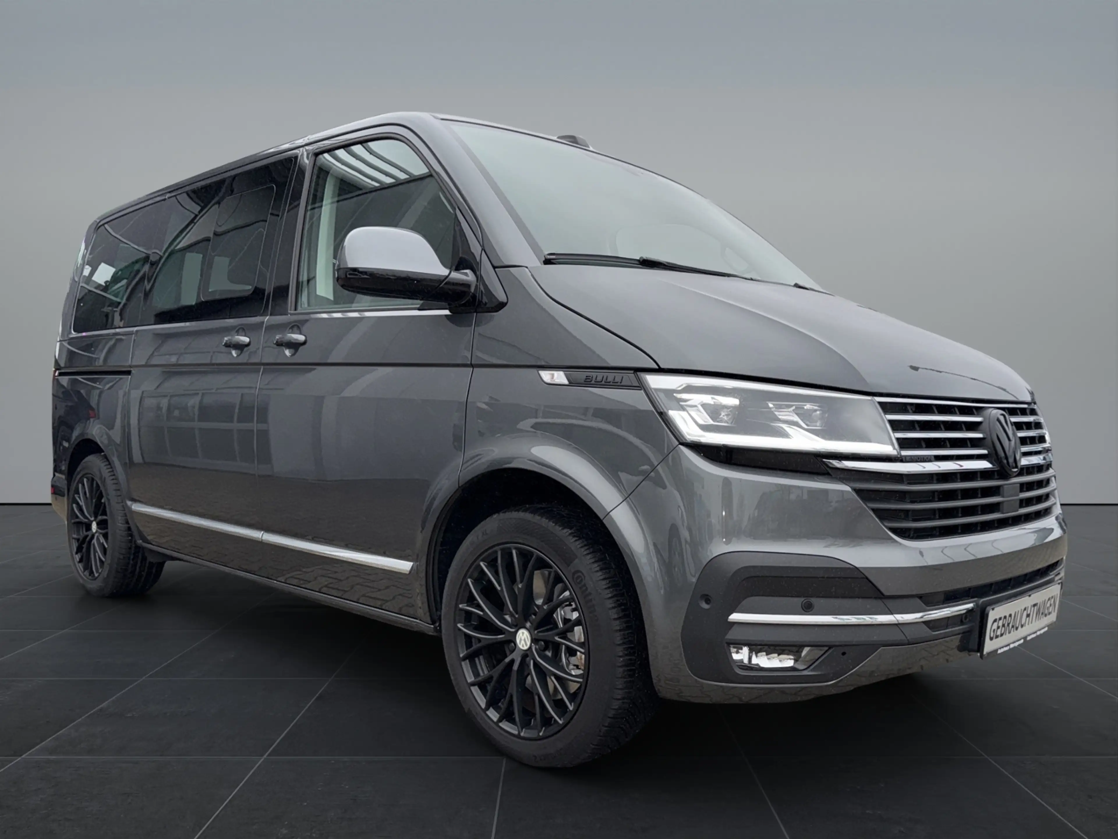Volkswagen T6.1 Multivan Highline 2.0 TDI DSG, LED, Standheizug — photo 9