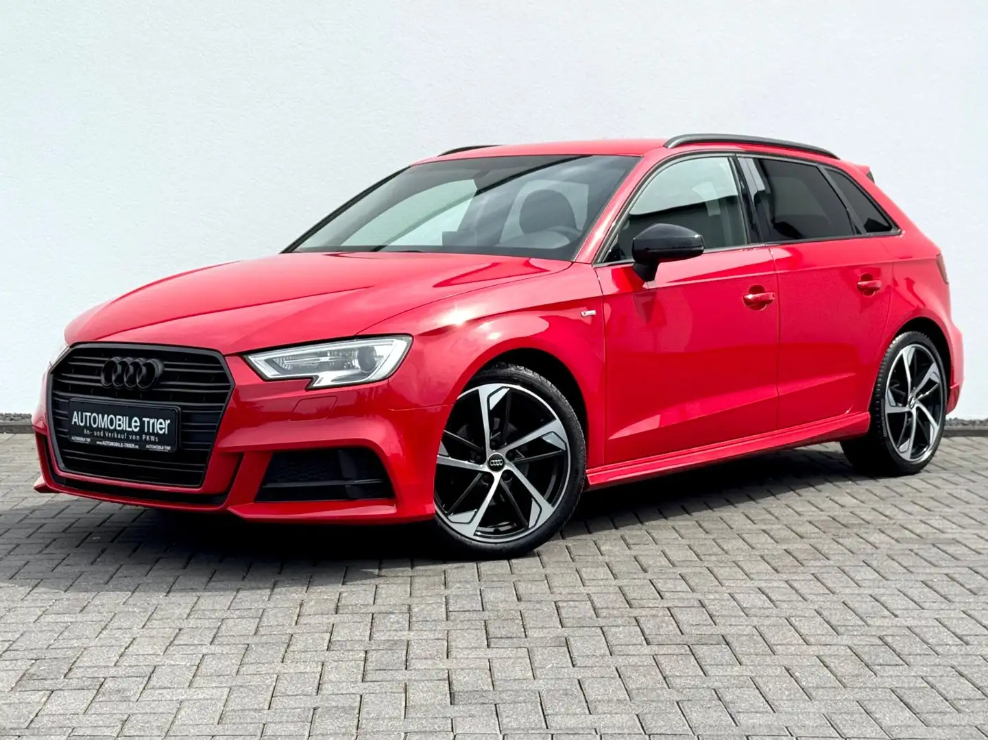 Audi A3 Sportback 35 TDI S line Competition GARANTIE Roşu - 1