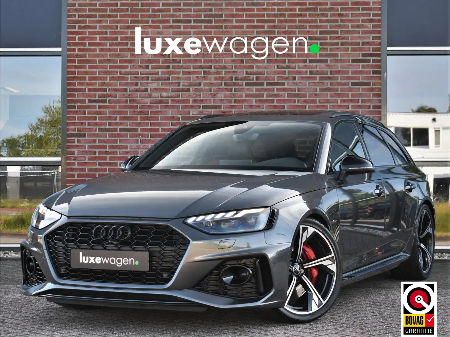 Audi RS4 Avant 2.9 TFSI quattro Pano Optic-black Massage Sf Grijs - 1