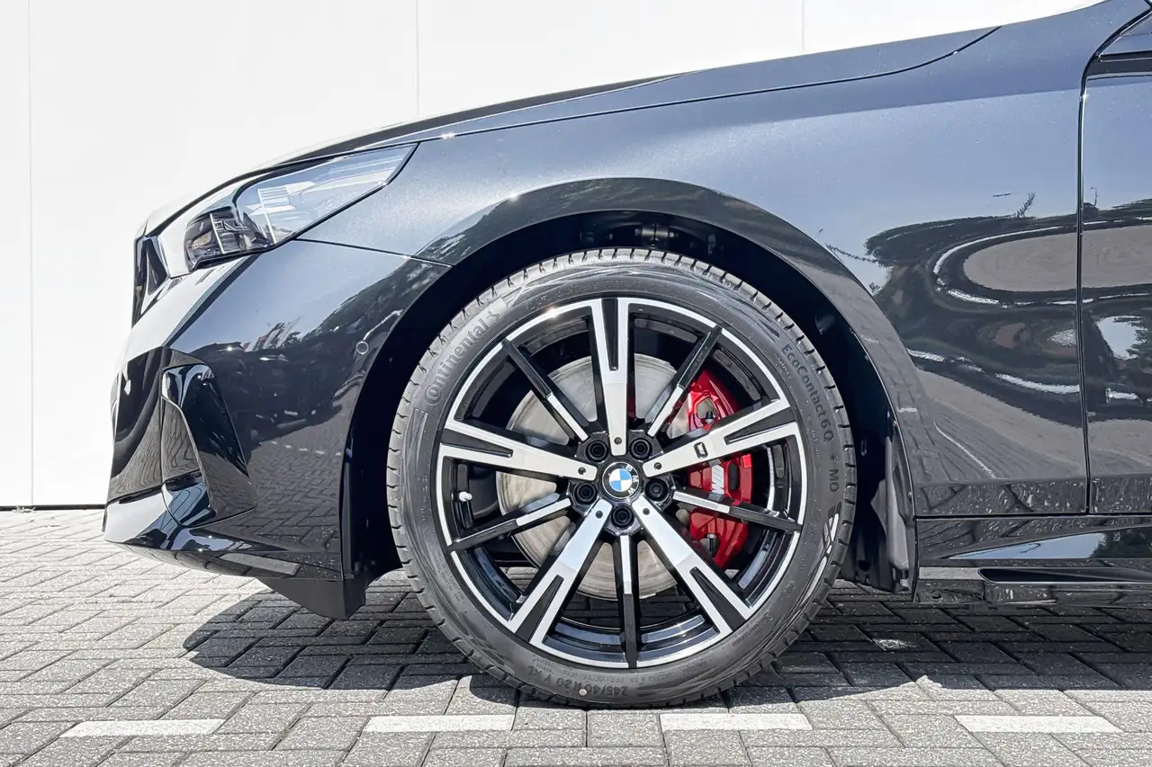 BMW i5 2026