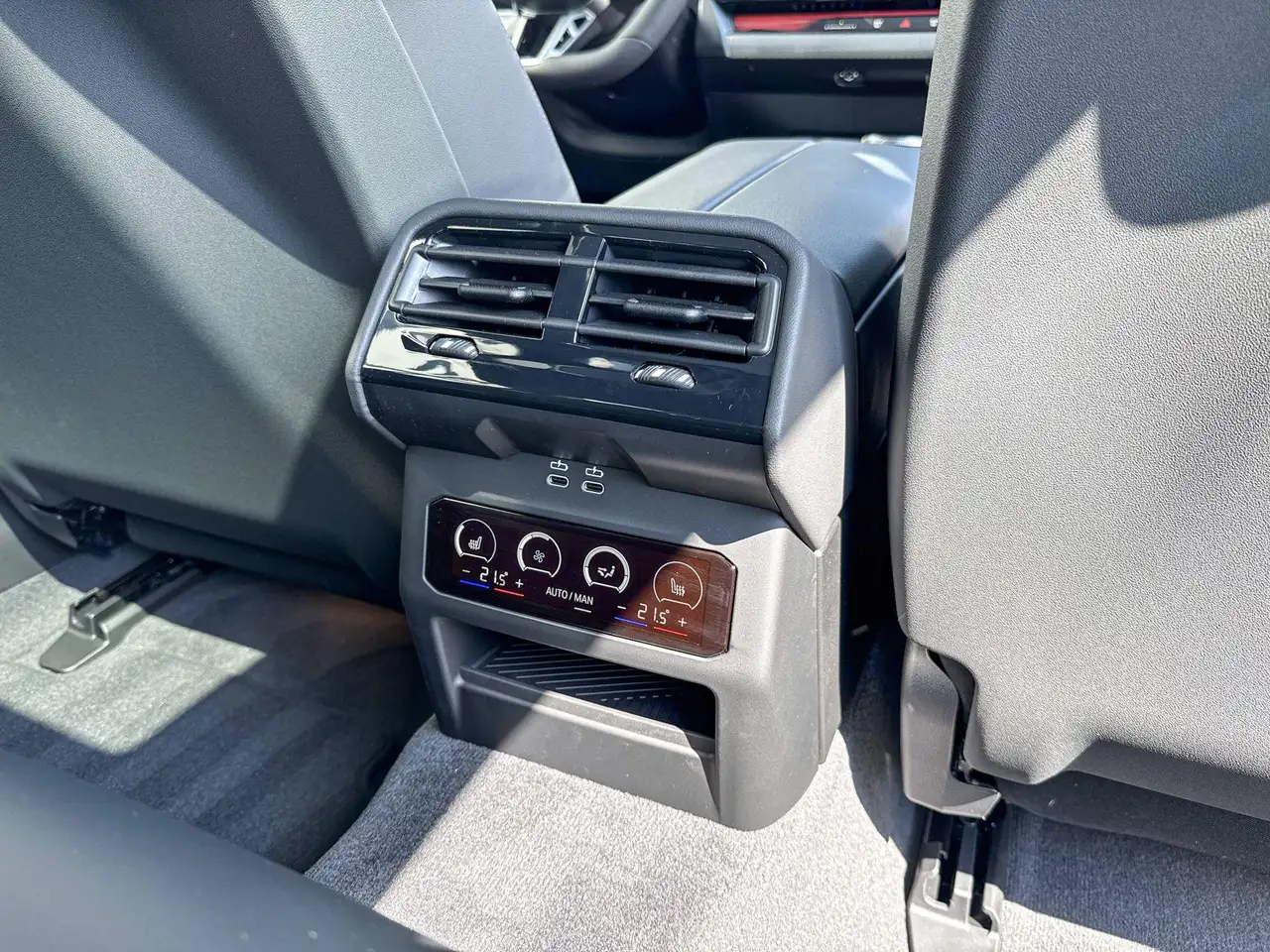 BMW i5 2026 — фото 10