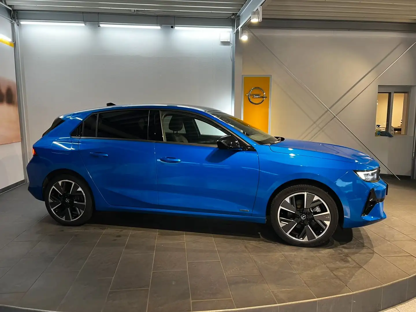 Opel Astra GS Electric - 360° | LHZ | SHZ | ACC - 2