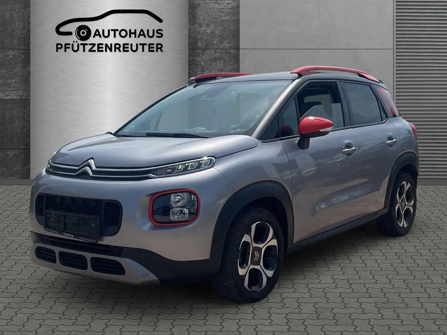 Citroen C3 Aircross Shine Grijs - 1