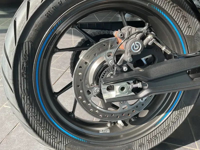 Triumph Tiger 900 - foto 7