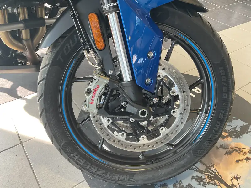 Triumph Tiger 900 - foto 8