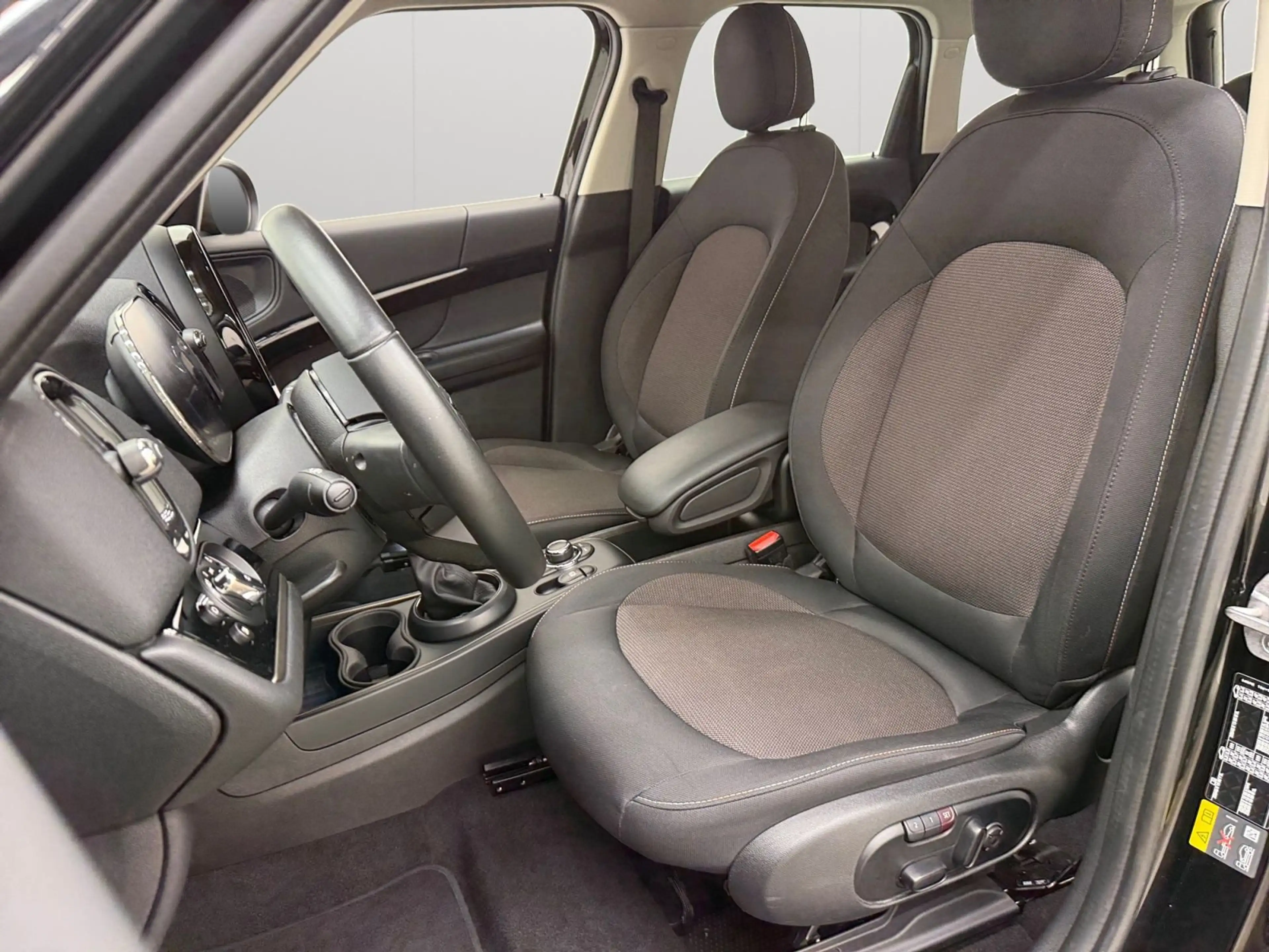 MINI Cooper Countryman 1.5Cooper S E ALL4 AUT. GPS Camera Dig.Airco Verw.Zetels — photo 8