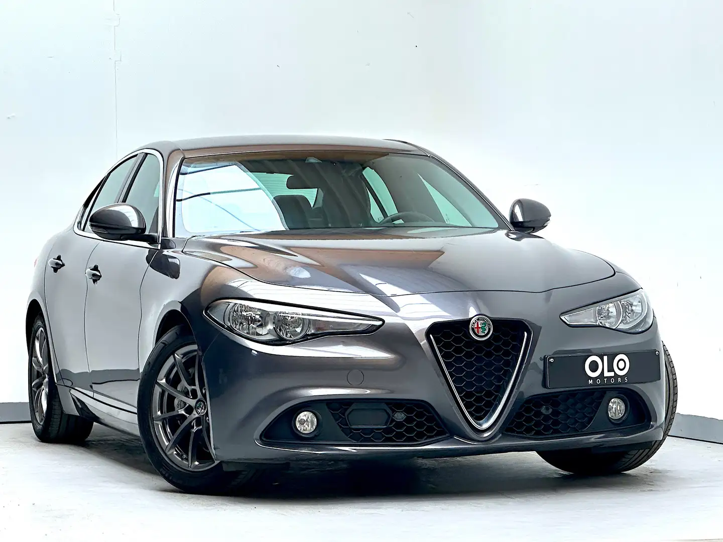 Alfa Romeo Giulia VENDU SOLD VERKOCHT Gris - 1