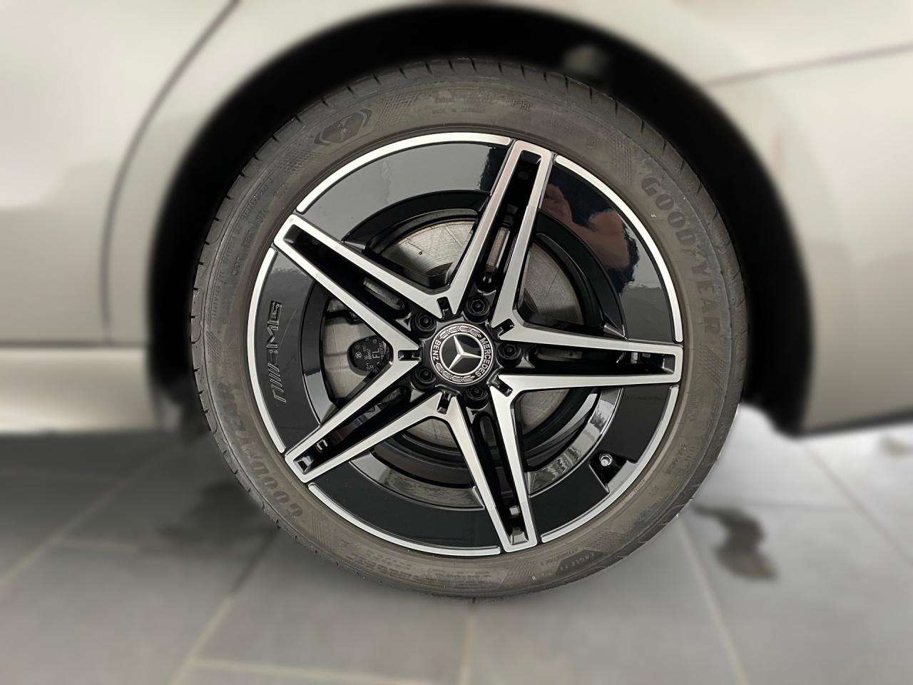 Mercedes-Benz C 180