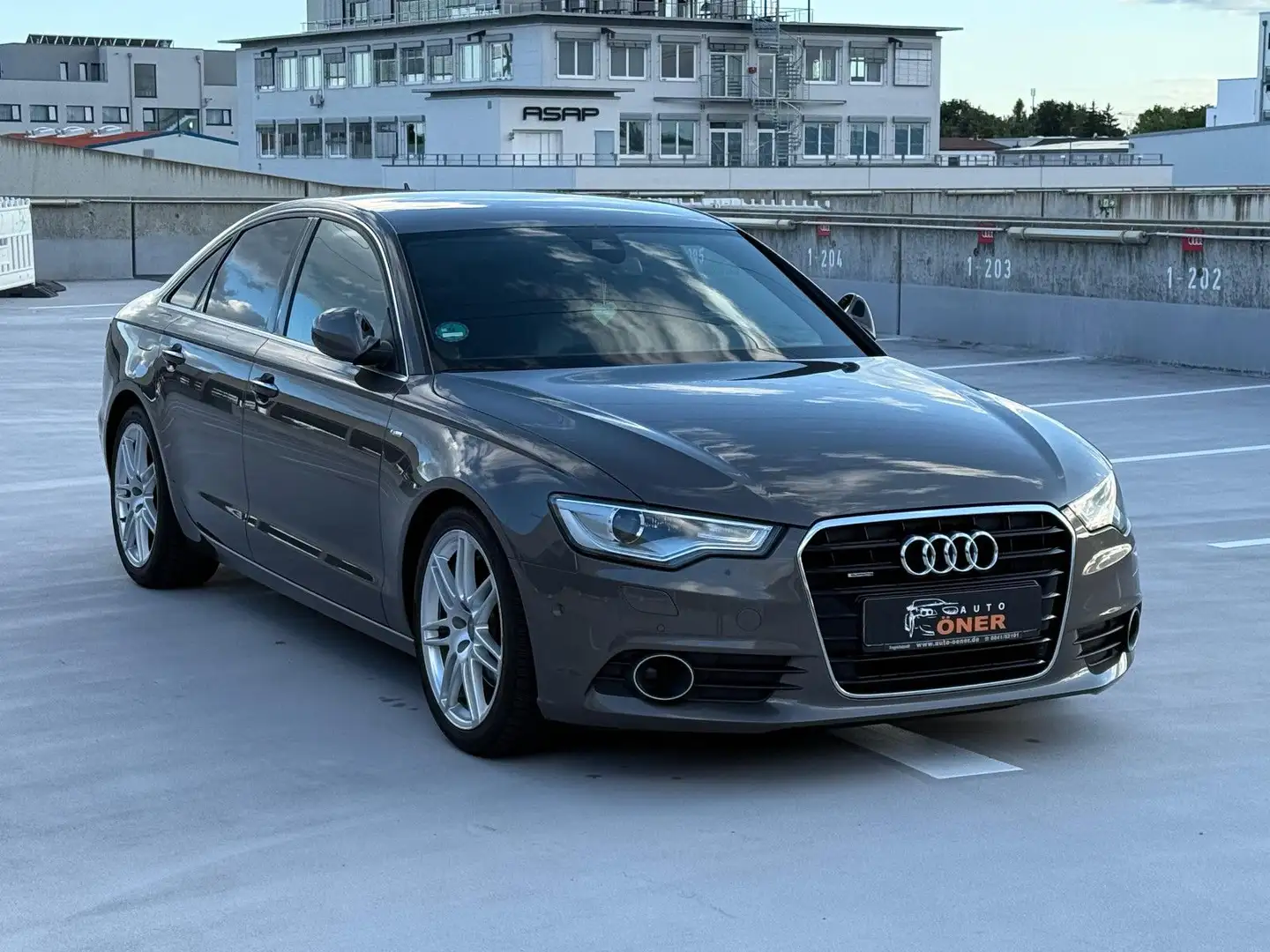 Audi A6 Lim. 3.0 TDI quattro S-Line*SHZ*PDC*Kamera* Gris - 1