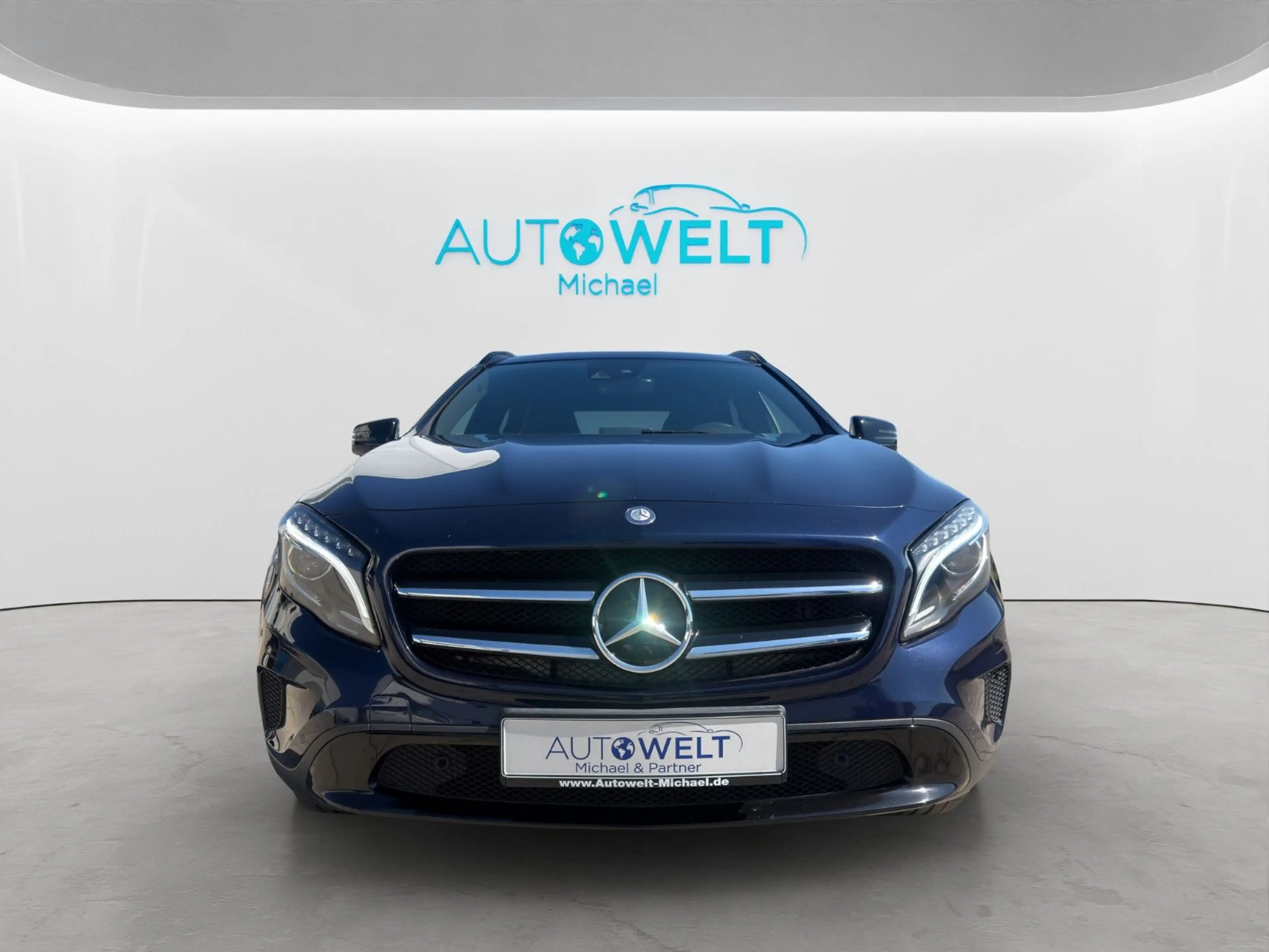 Mercedes-Benz GLA 200 Aut. KAM ACC LED NAV TLeder TÜV+Isnp.Neu — photo 2
