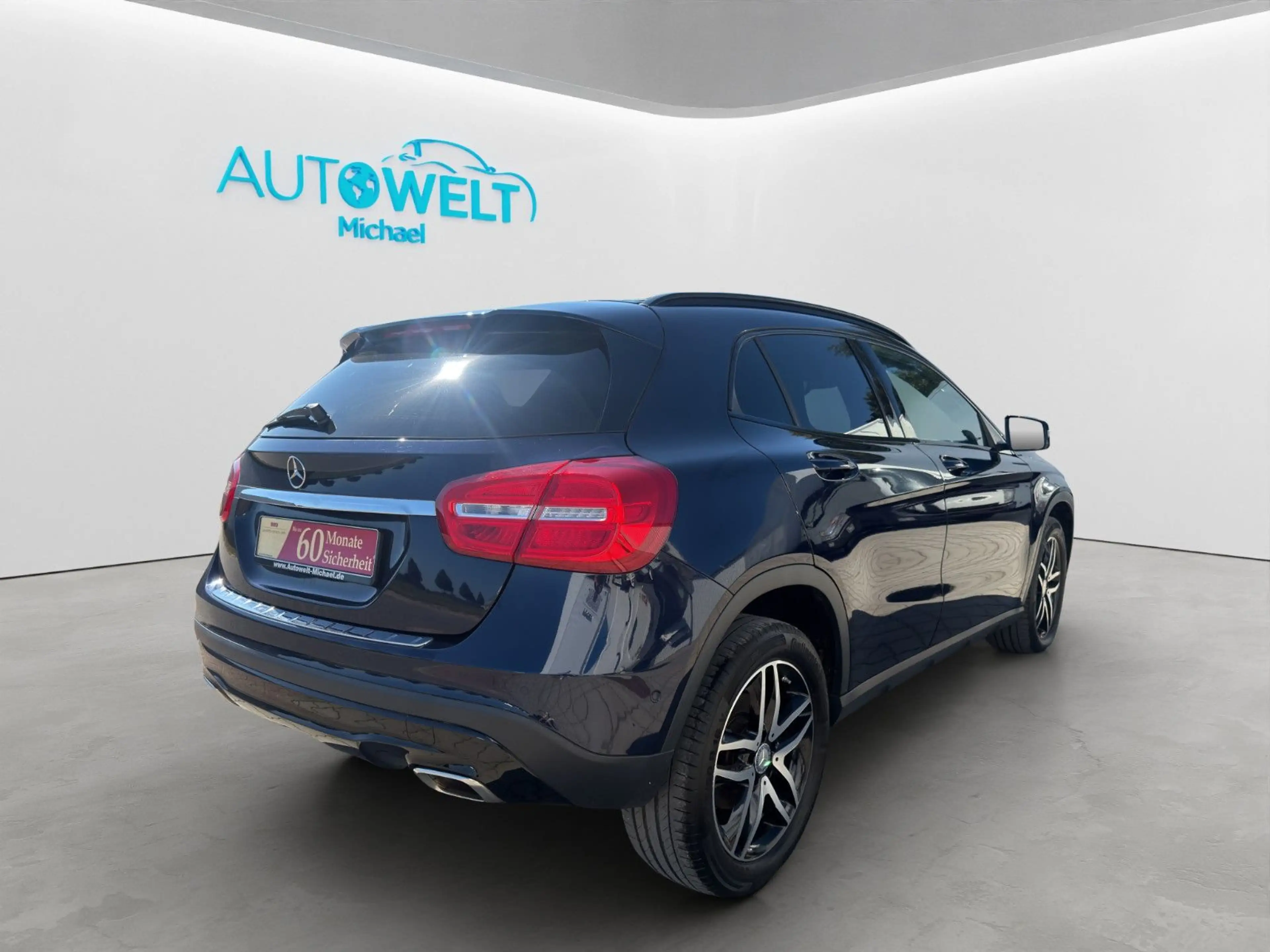 Mercedes-Benz GLA 200 Aut. KAM ACC LED NAV TLeder TÜV+Isnp.Neu — photo 5