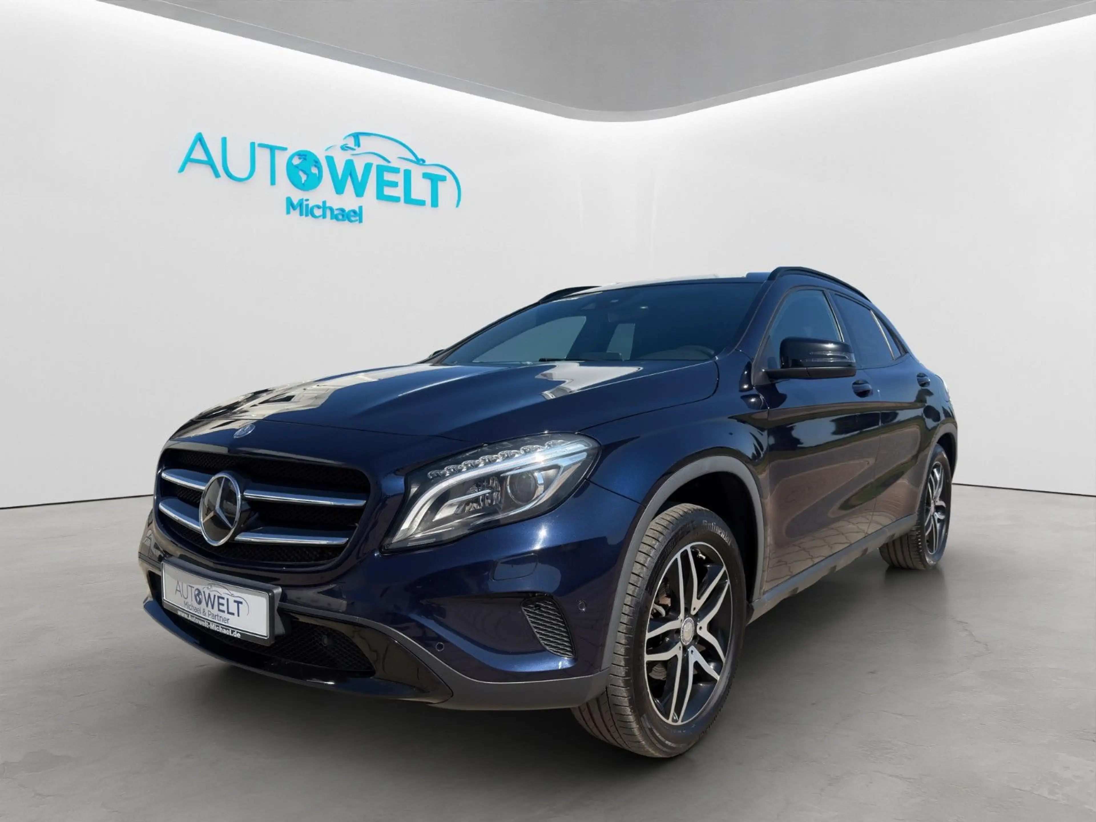 Mercedes-Benz GLA 200 Aut. KAM ACC LED NAV TLeder TÜV+Isnp.Neu