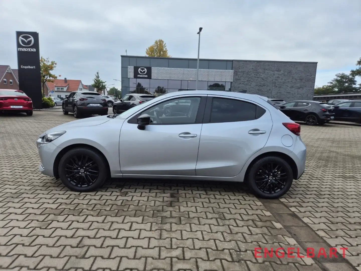 Mazda 2 Homura 1.5 SKYACTIV-G 90 M-Hybrid-Klima-Tempo-SHZ- Silber - 2