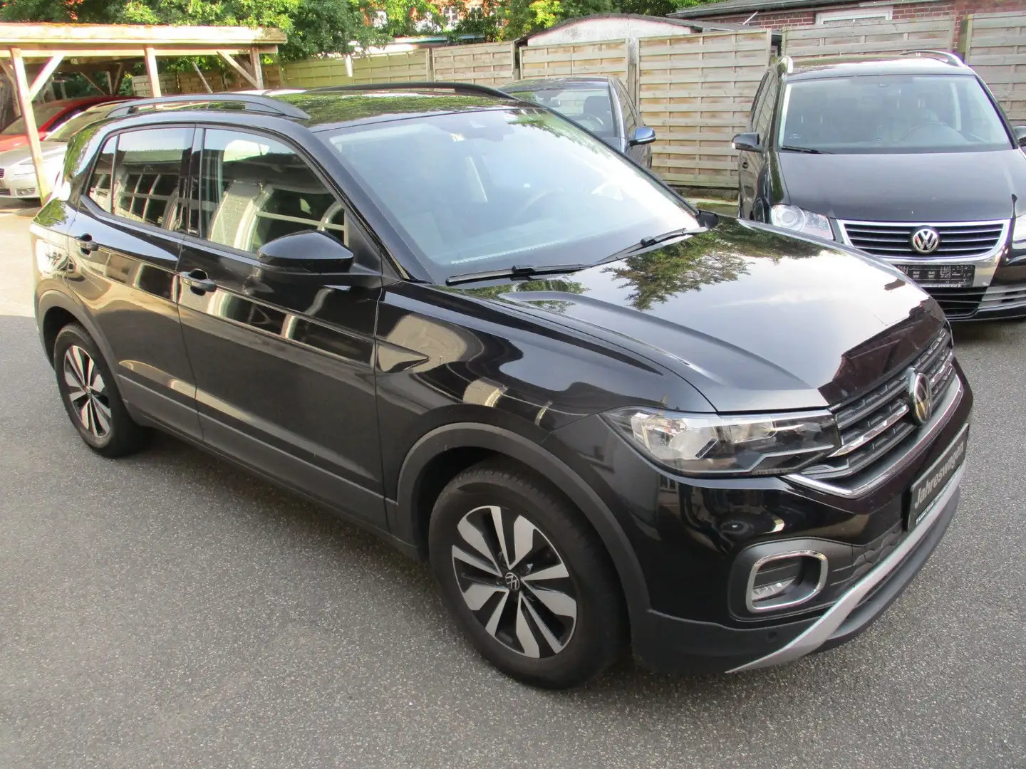 Volkswagen T-Cross 1.0 TSI  "MOVE" -NAVI-ALU-PDC-GJR Schwarz - 1