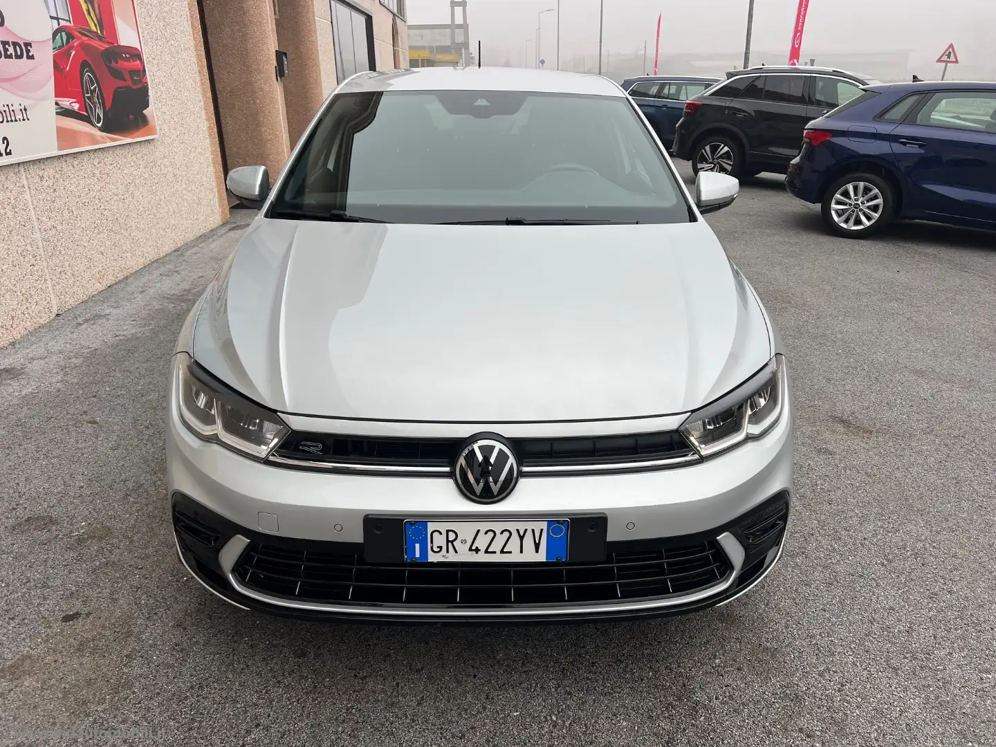 Volkswagen Polo 1.0 TSI R-Line Plus R-LINE INTERNO ESTERNO SOLO KM Silber - 2