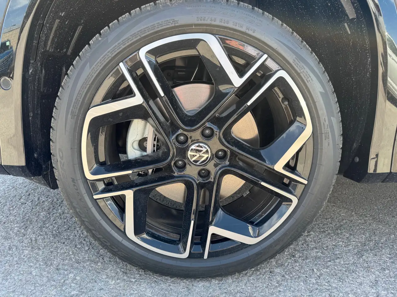 Volkswagen Tiguan снимка Volkswagen Tiguan