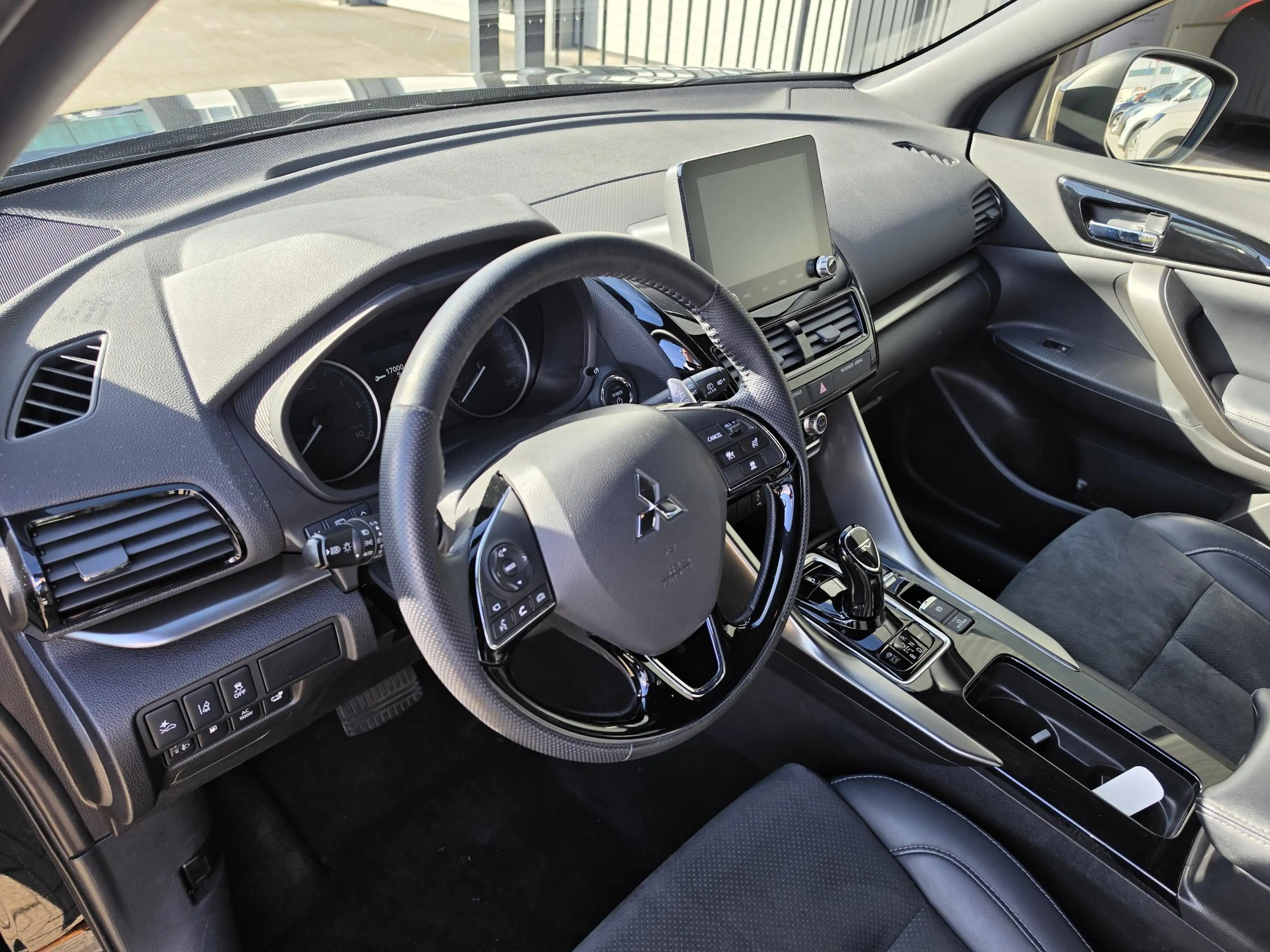 Mitsubishi Eclipse Cross 2.4 PHEV Black Edition | 360° Camera | Navigatie | — photo 27