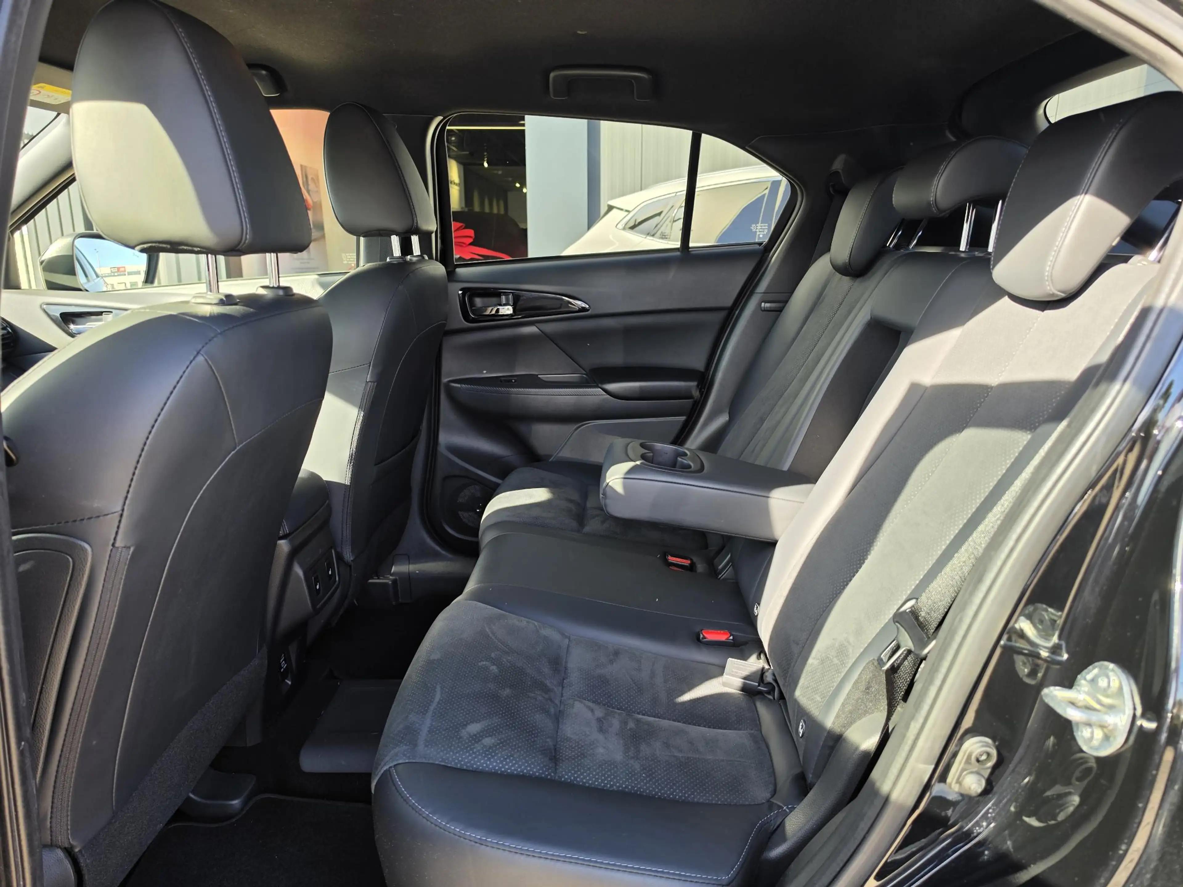 Mitsubishi Eclipse Cross 2.4 PHEV Black Edition | 360° Camera | Navigatie | — photo 13