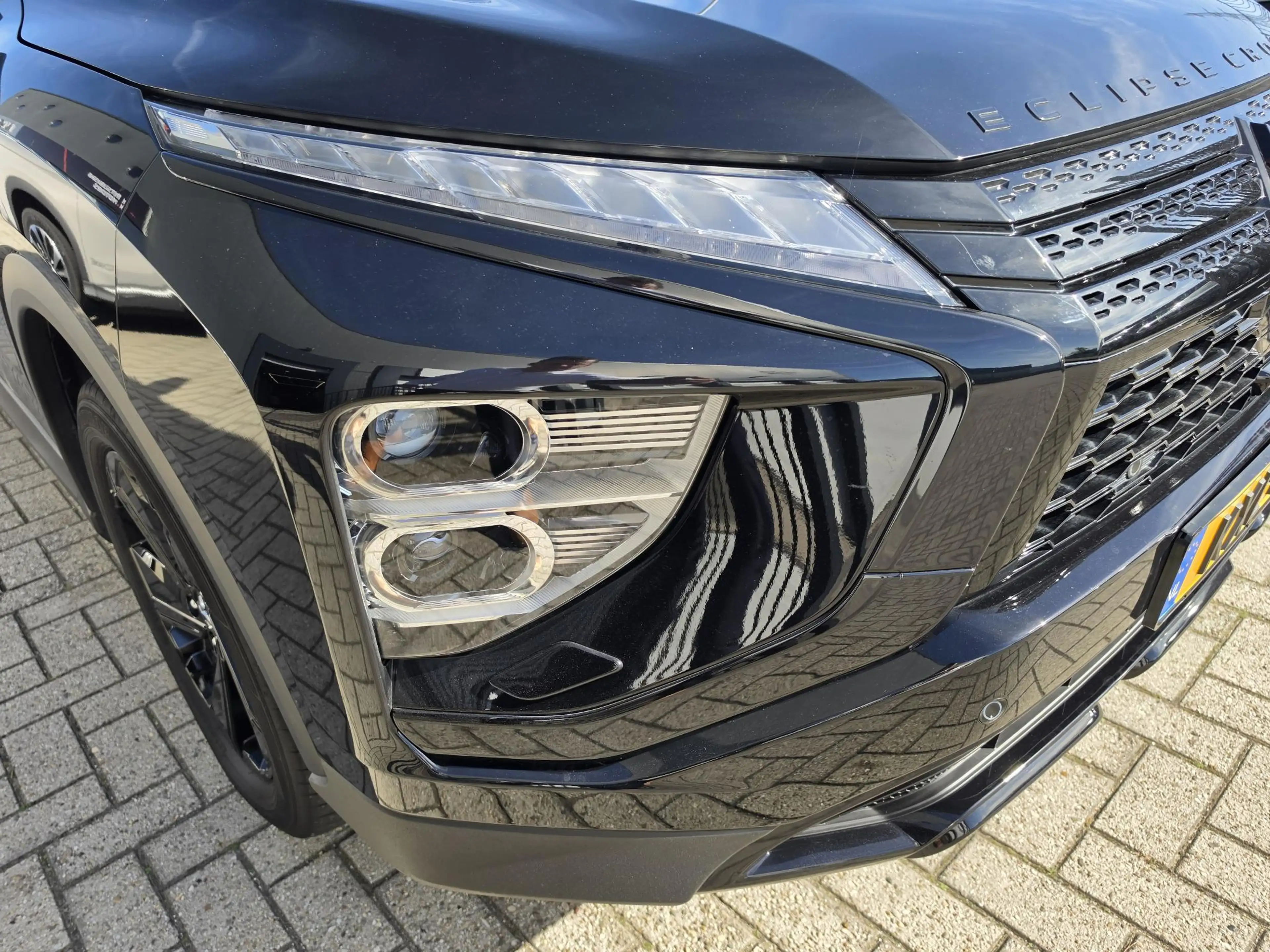 Mitsubishi Eclipse Cross 2.4 PHEV Black Edition | 360° Camera | Navigatie | — photo 28
