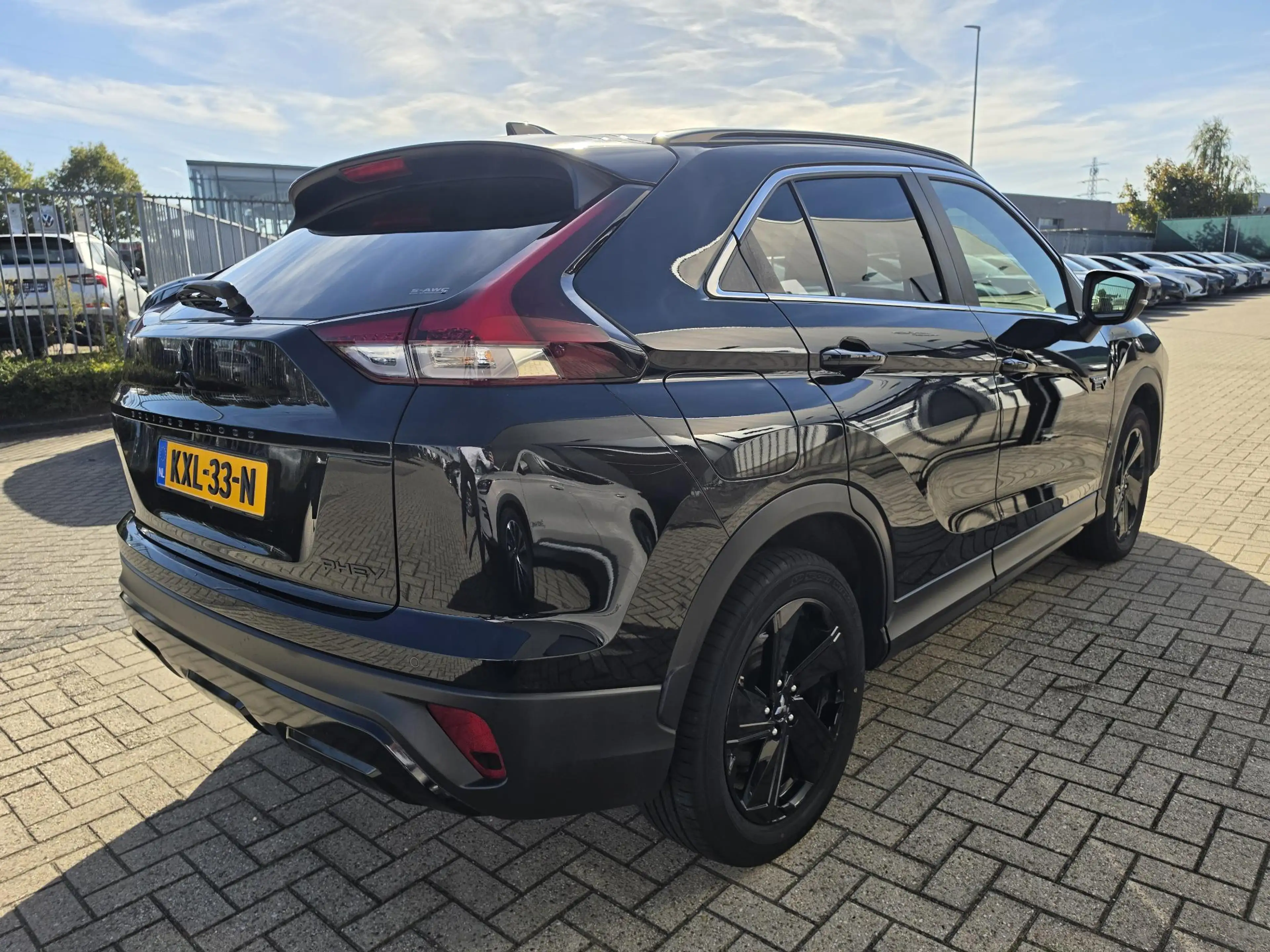 Mitsubishi Eclipse Cross 2.4 PHEV Black Edition | 360° Camera | Navigatie | — photo 6