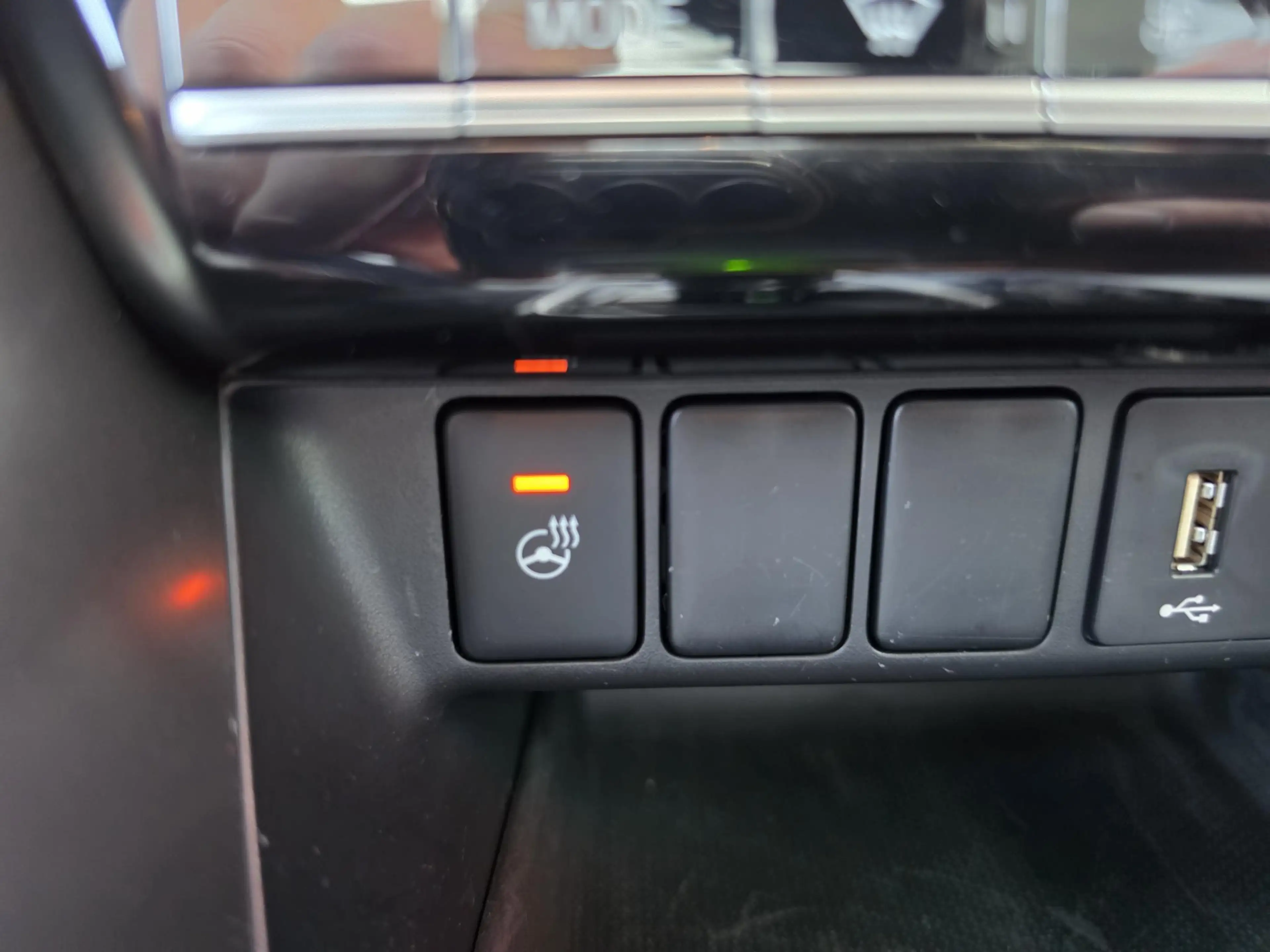 Mitsubishi Eclipse Cross 2.4 PHEV Black Edition | 360° Camera | Navigatie | — photo 4