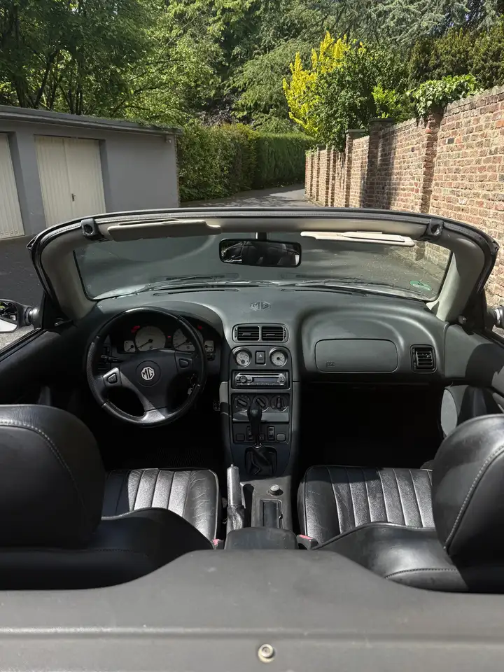 MG MGF 1.8i, foto 12