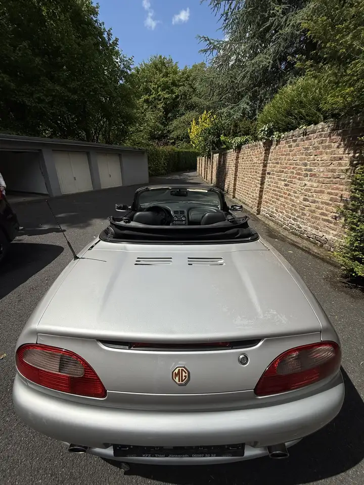 MG MGF 1.8i, foto 3