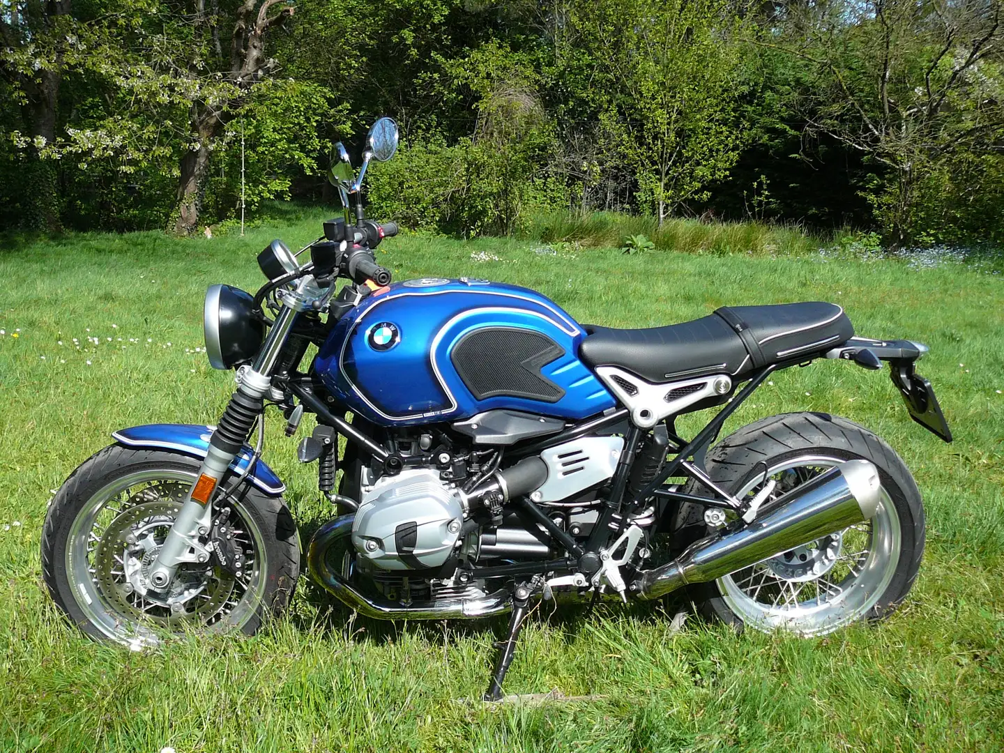 BMW R nineT /5 Bleu - 1