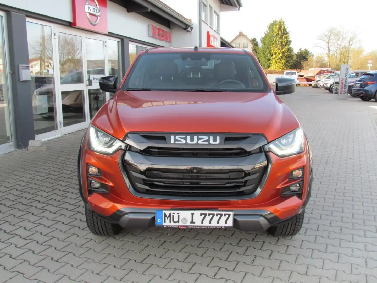 Isuzu D-Max Double Cab 4WD Autm. V-Cross *AHK, 20"-Räder* Naranja - 2