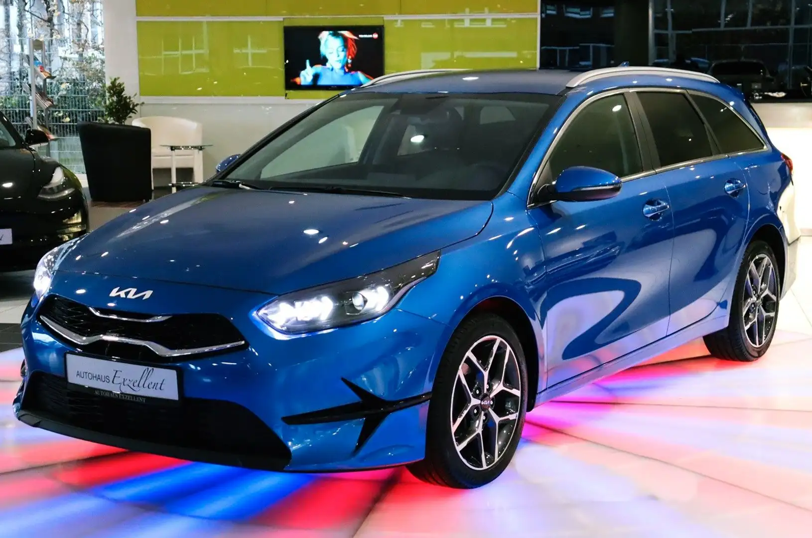 Kia Ceed SW / cee'd SW Automatik GT Line*LEDER*NAVI* Blau - 1