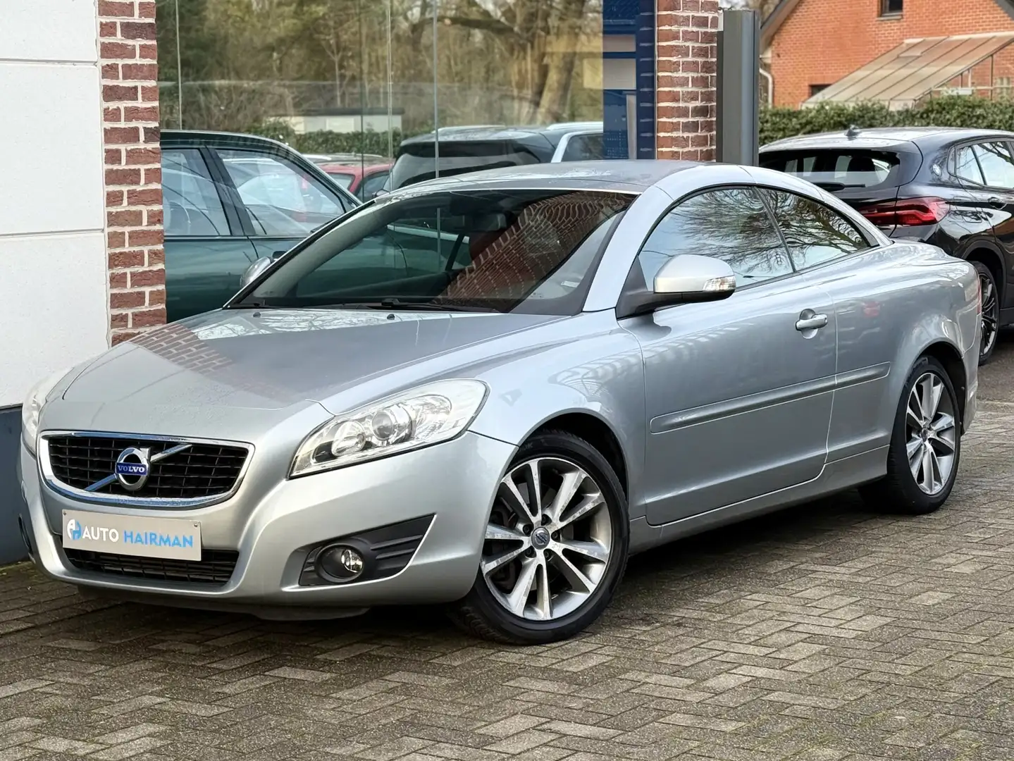 Volvo C70 CABRIOLET 2.0 D3 BVA-6 MOMENTUM ÉDITION - 2