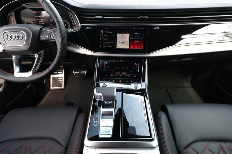 Audi Q8 S line 2xS AssistenzP+ 22Z Laser Pano AHK Klim4... — photo 8