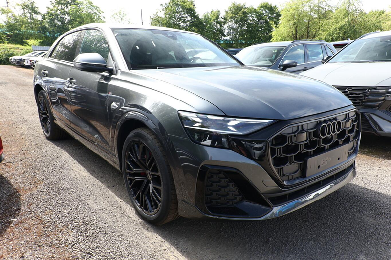 Audi Q8 S line 2xS AssistenzP+ 22Z Laser Pano AHK Klim4... — photo 2