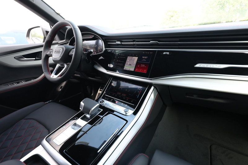 Audi Q8 S line 2xS AssistenzP+ 22Z Laser Pano AHK Klim4... — photo 9