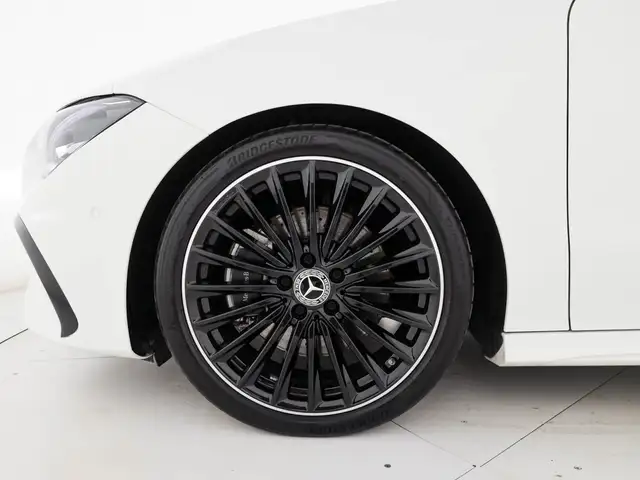 Mercedes-Benz CLA view 7
