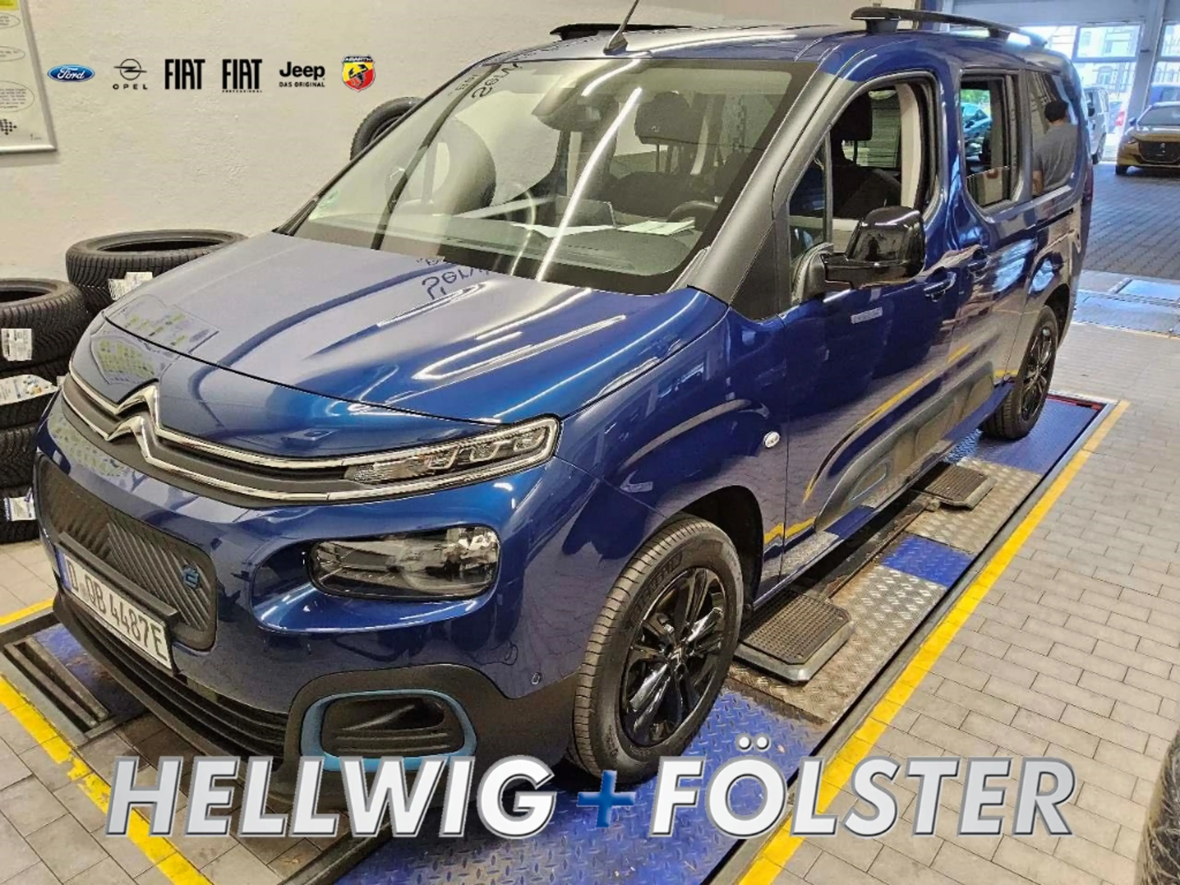 Citroen Berlingo Shine XL 11kw Shz Navi Kamera